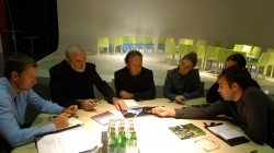 alias_lovedifference_169_00